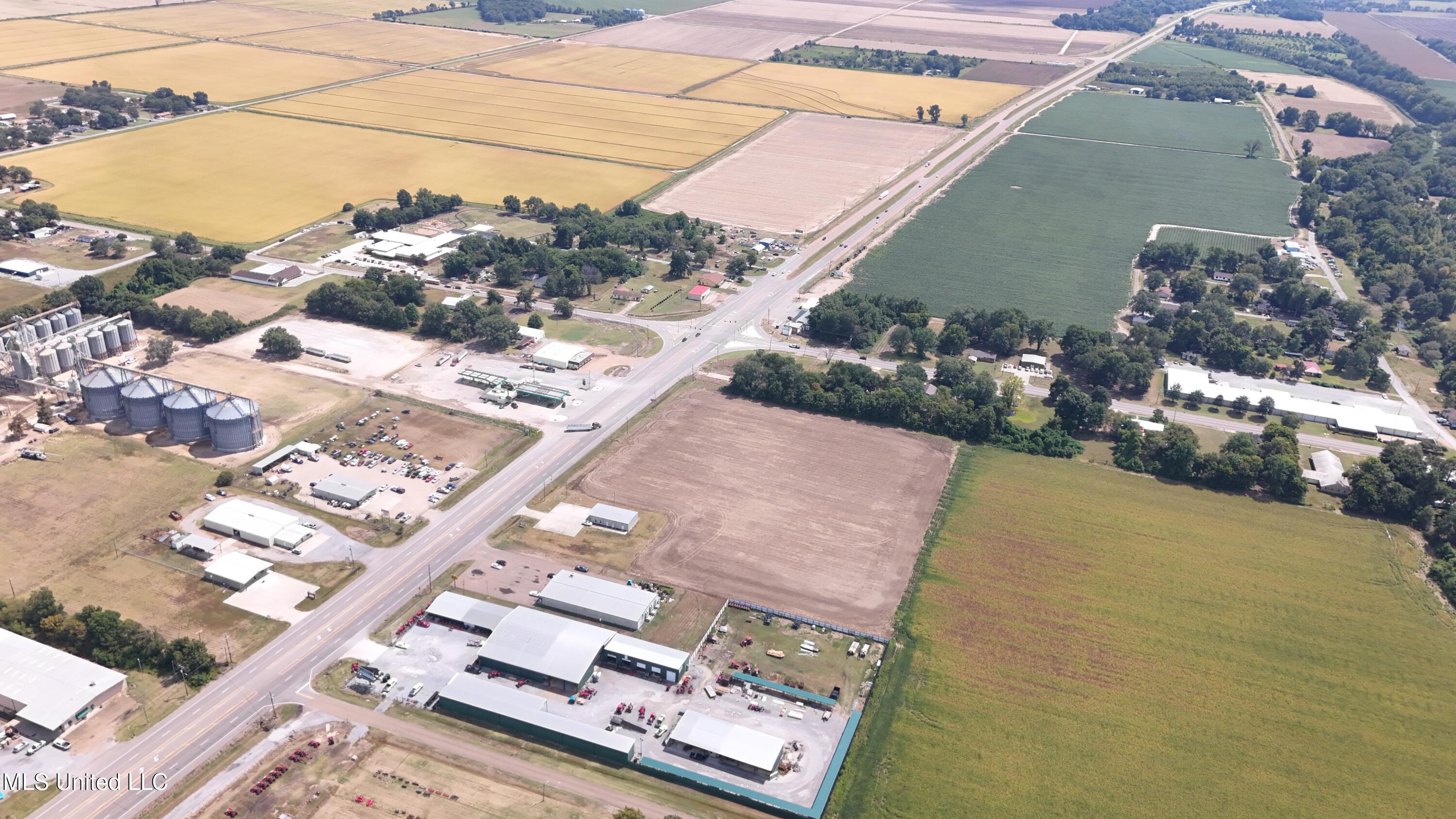 Us-61 Boyle, MS 38730 - Photo 9 of 19 DJI_20250829145502_0896_D