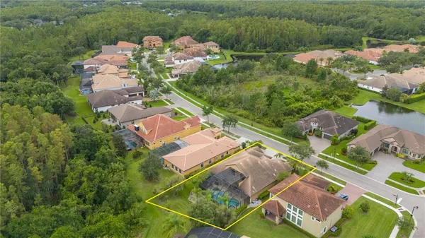 $924,999 | 20023 Pergola Bend Lane, Tampa, FL 33647