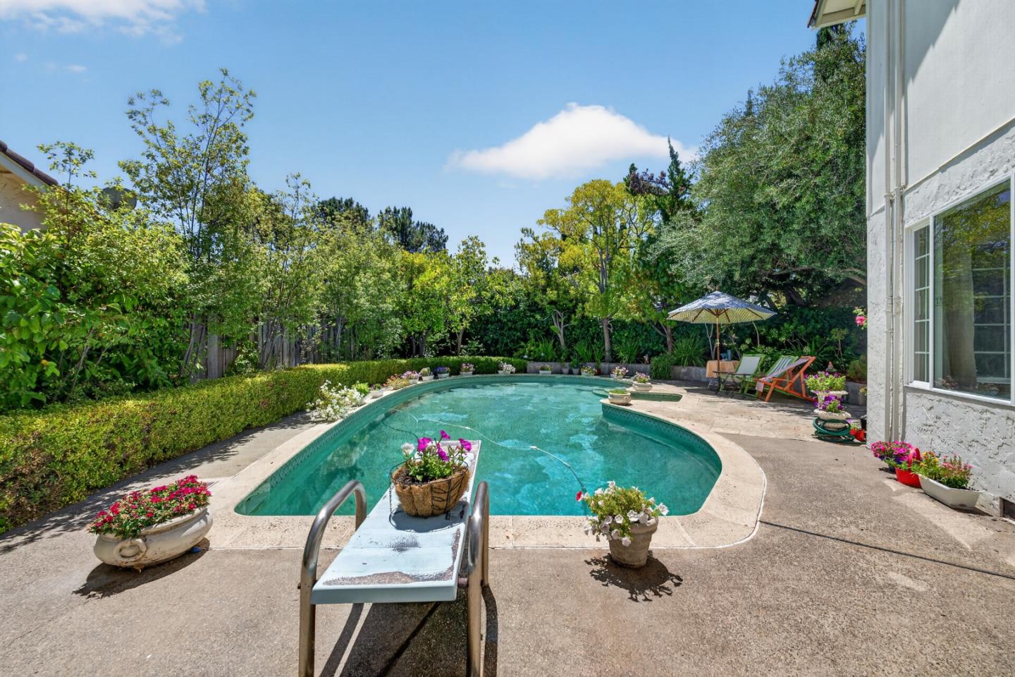 1663 Finch Way Sunnyvale, CA 94087 - Photo 60 of 87