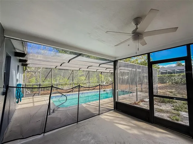 $243,700 | 5364 Deltona Boulevard, Spring Hill, FL 34606