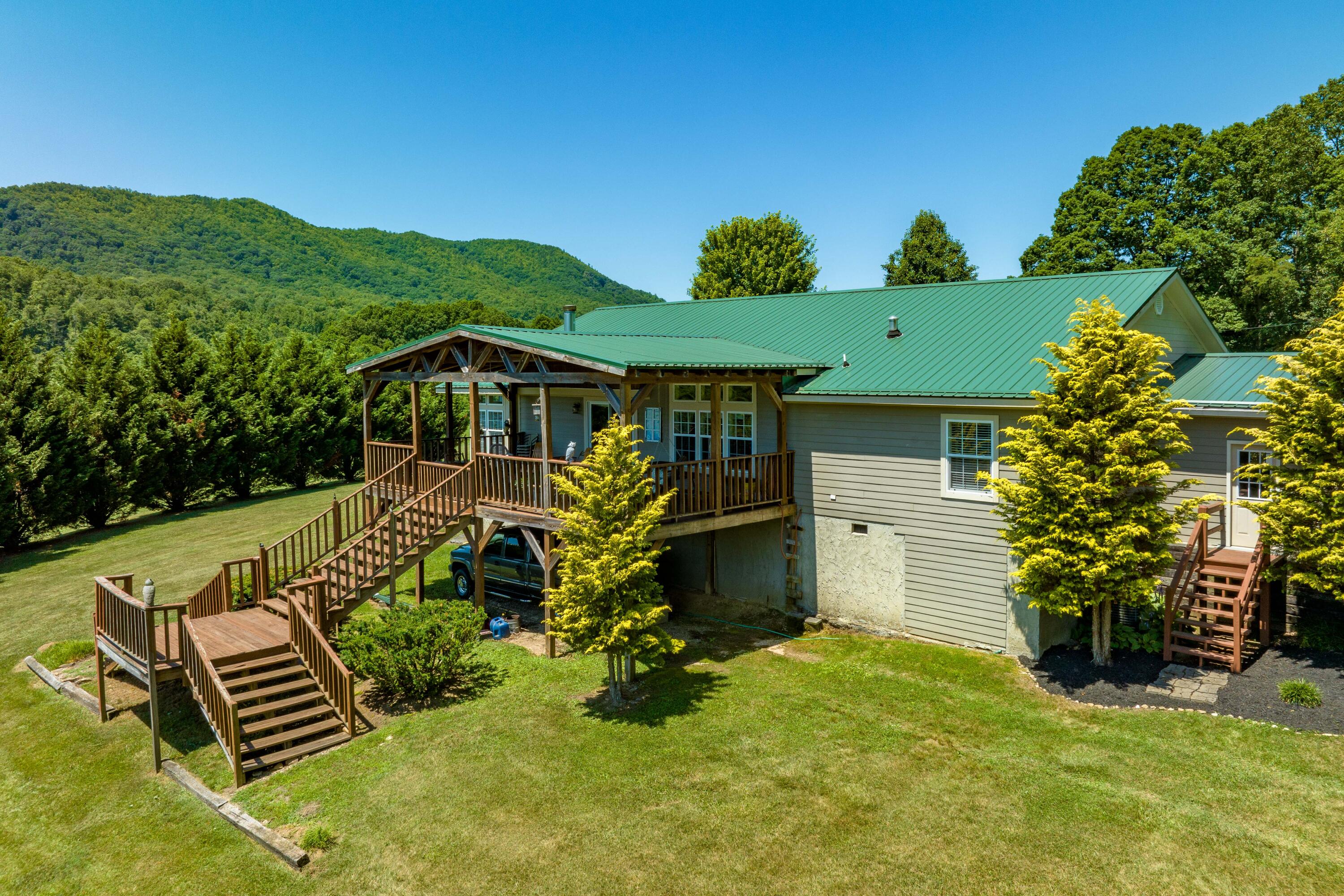 162 Moody Road Butler, TN 37640 - Photo 17 of 72 162 Moody Rd (24 of 96)