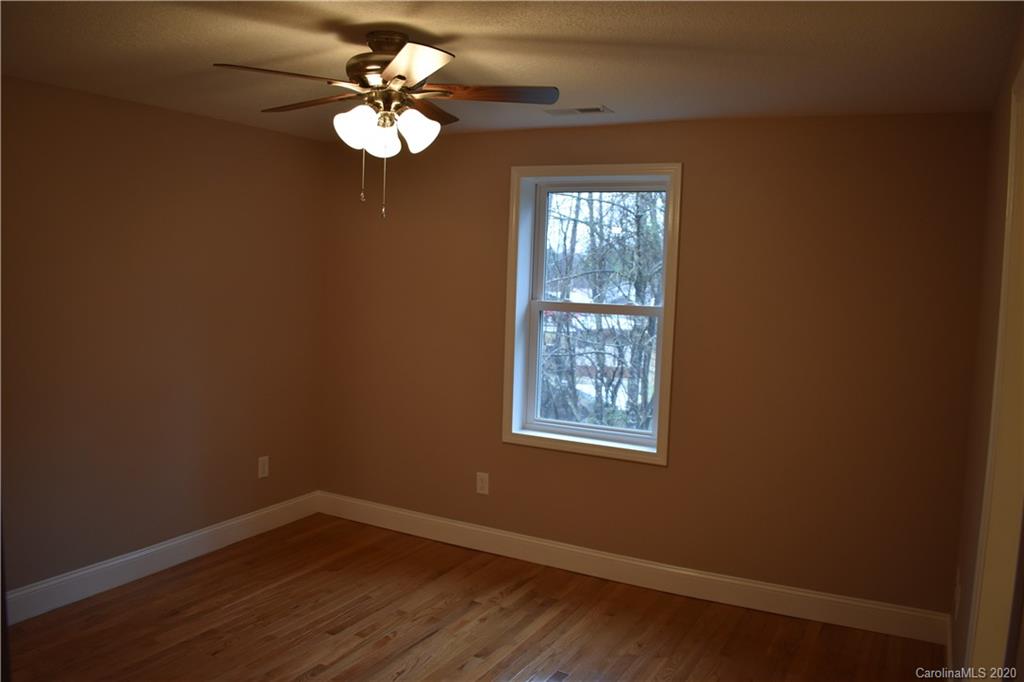 7 Lawing Road Marion, NC 28752 - Photo 14 of 38 Gallery Image 14