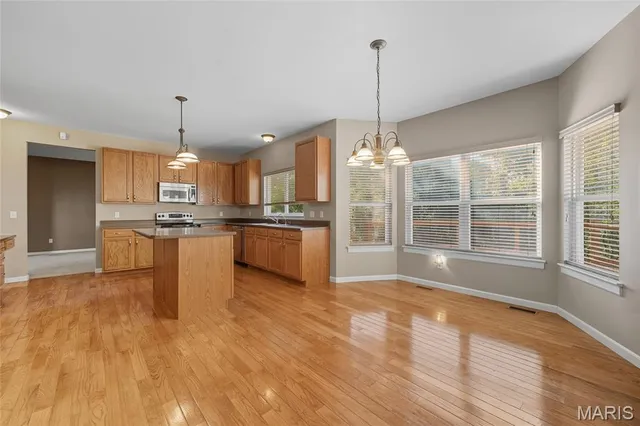 $485,000 | 345 Palisades Ridge Court, Eureka, MO 63025