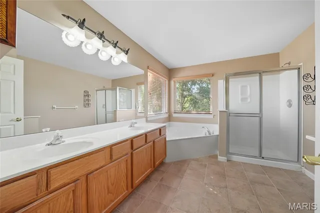 $485,000 | 345 Palisades Ridge Court, Eureka, MO 63025