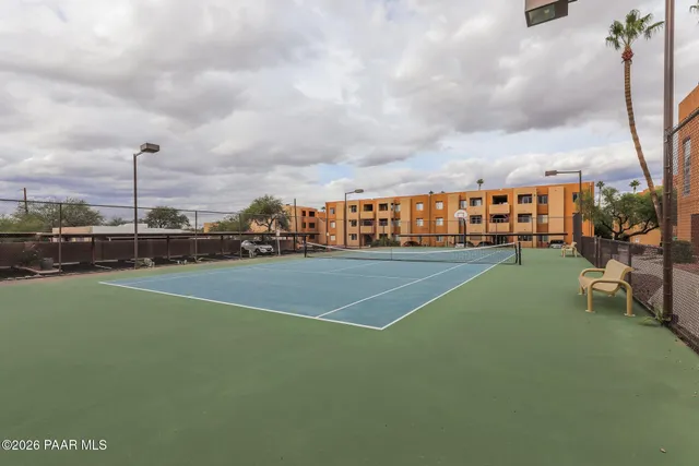 $1,149 | 1810 East Blacklidge Drive, Unit 4, Tucson, AZ 85719