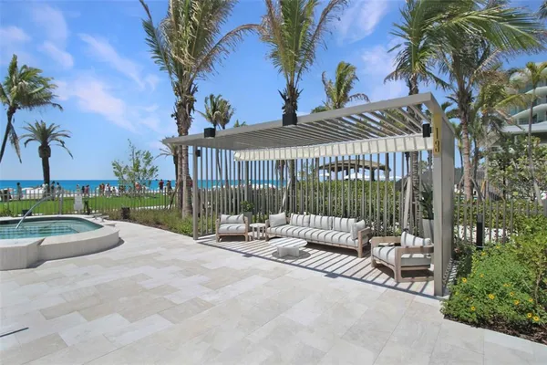 $25,000 | 1591 Gulf Of Mexico Drive, Unit 315, Longboat Key, FL 34228