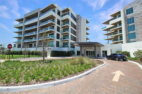 $25,000 | 1591 Gulf Of Mexico Drive, Unit 315, Longboat Key, FL 34228