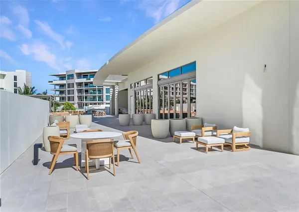 $25,000 | 1591 Gulf Of Mexico Drive, Unit 315, Longboat Key, FL 34228