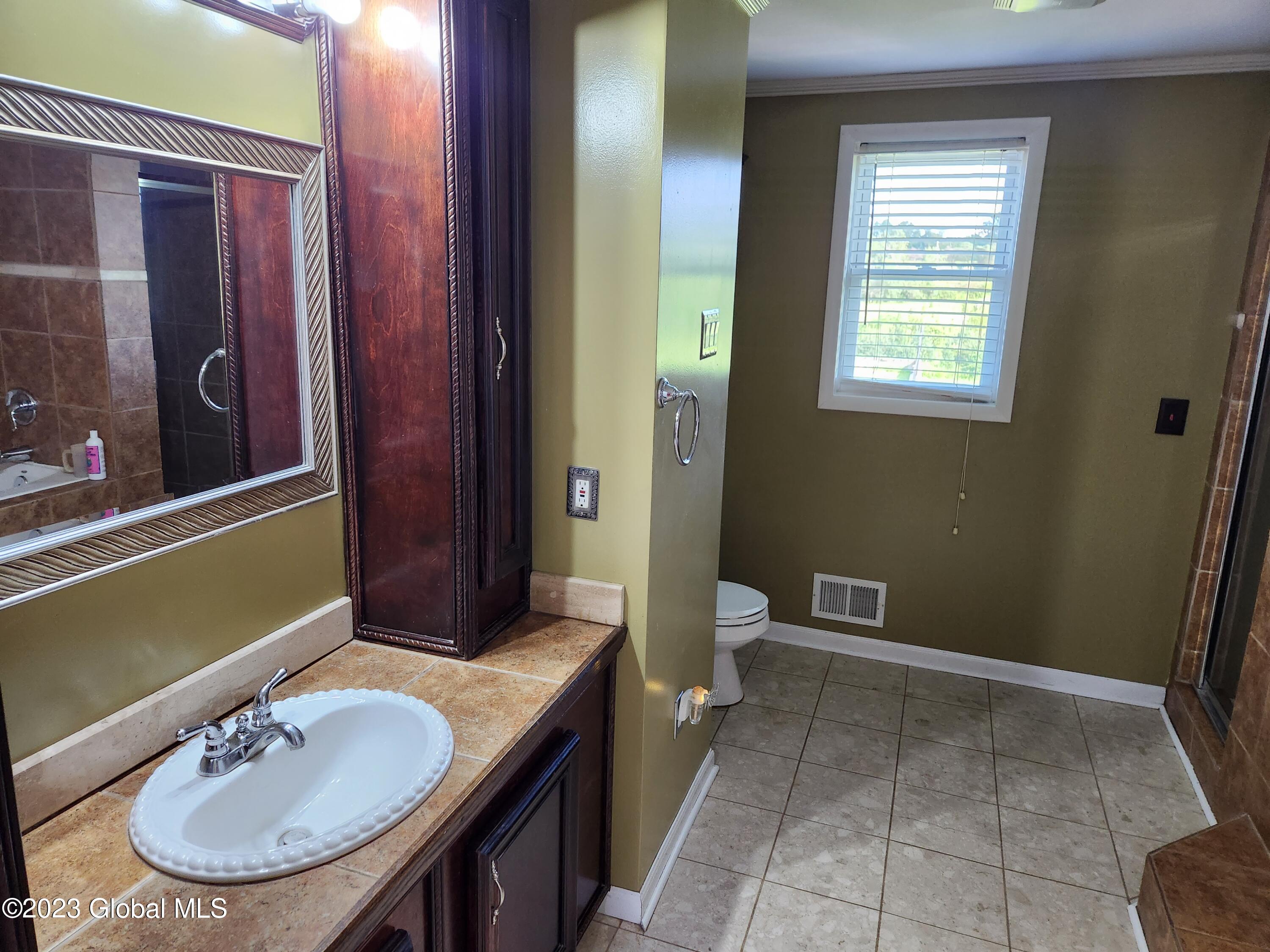 63 Durfee Road Buskirk, NY 12028 - Photo 10 of 19 11 Bathroom