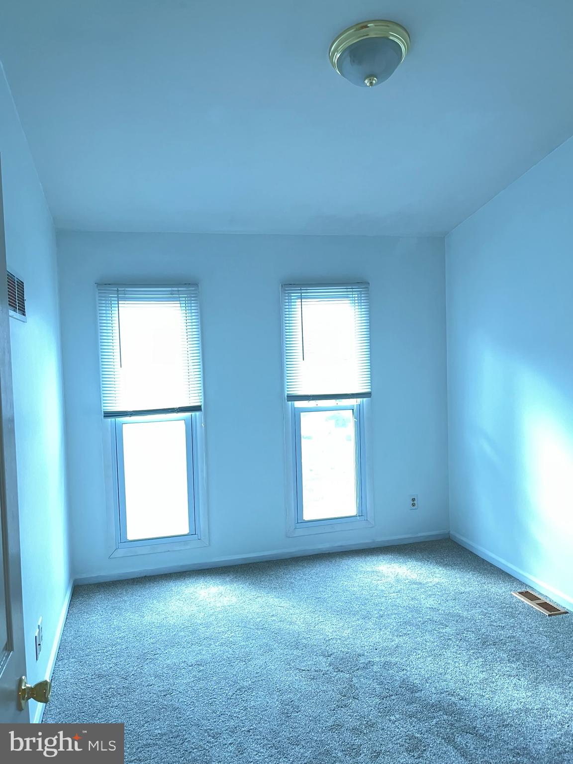 70 Winged Foot Drive Reading, PA 19607 - Photo 18 of 19 an empty room that has a window