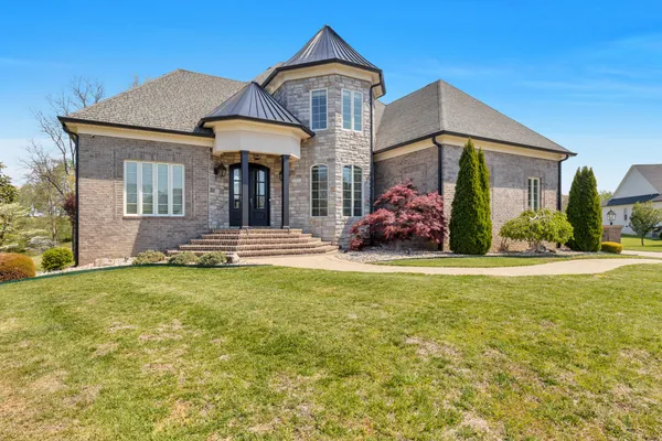 $1,189,900 | 835 Savannah W Court, Springfield, TN 37172