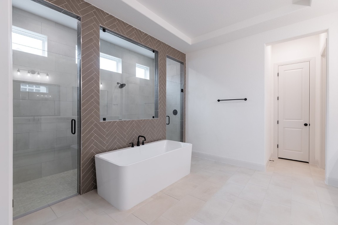 2000 Crimson Sunset Drive Georgetown, TX 78628 - Photo 16 of 34