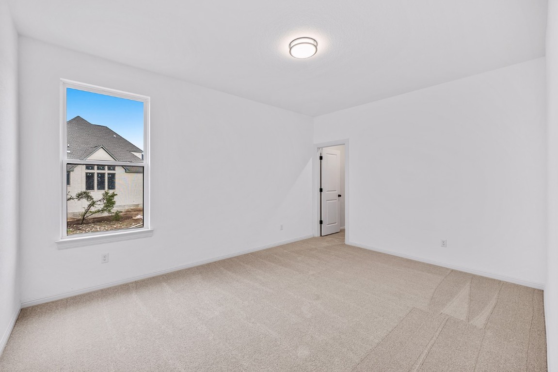 2000 Crimson Sunset Drive Georgetown, TX 78628 - Photo 24 of 34