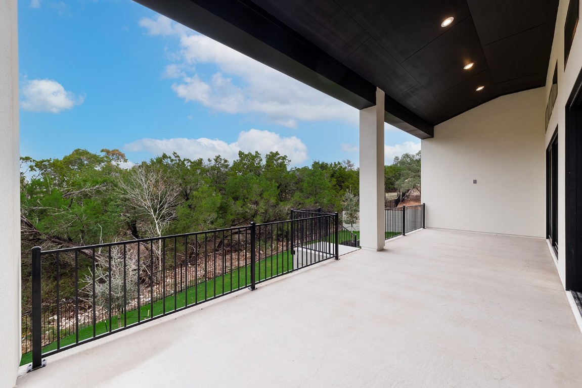 2000 Crimson Sunset Drive Georgetown, TX 78628 - Photo 30 of 34