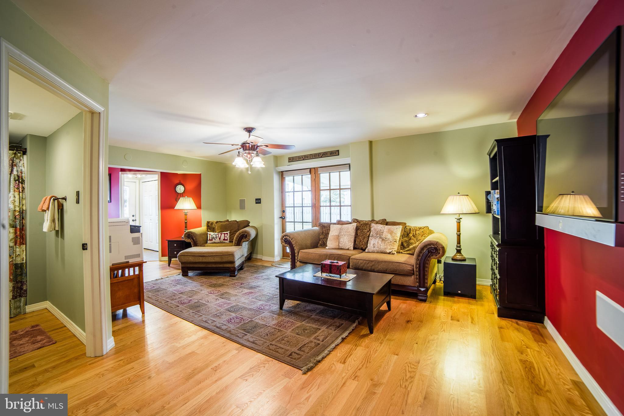653 Andrew Road Springfield, PA 19064 - Photo 25 of 54 Comfortable Neutral Tones