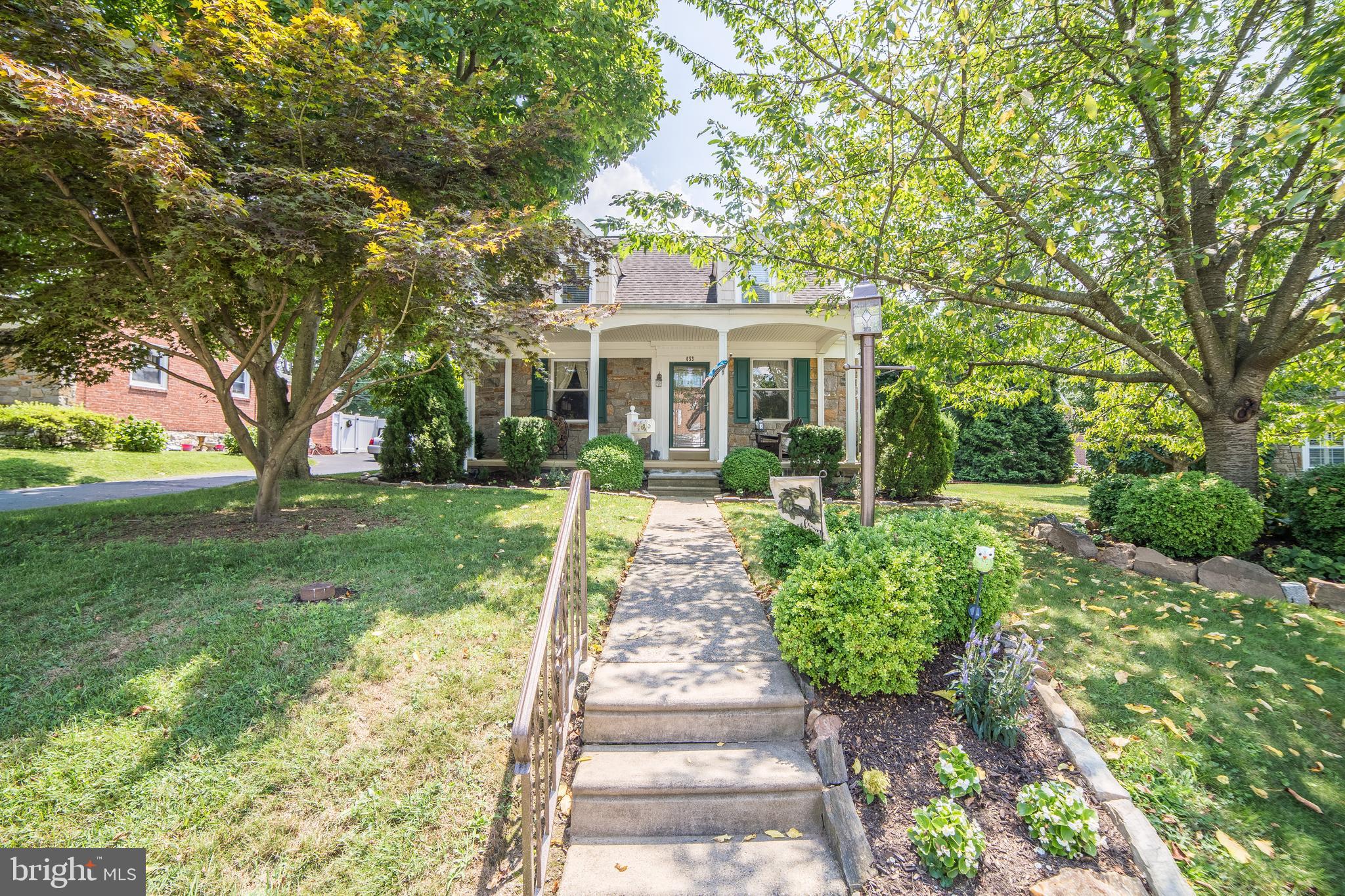 653 Andrew Road Springfield, PA 19064 - Photo 5 of 54 Impressive Curb Appeal