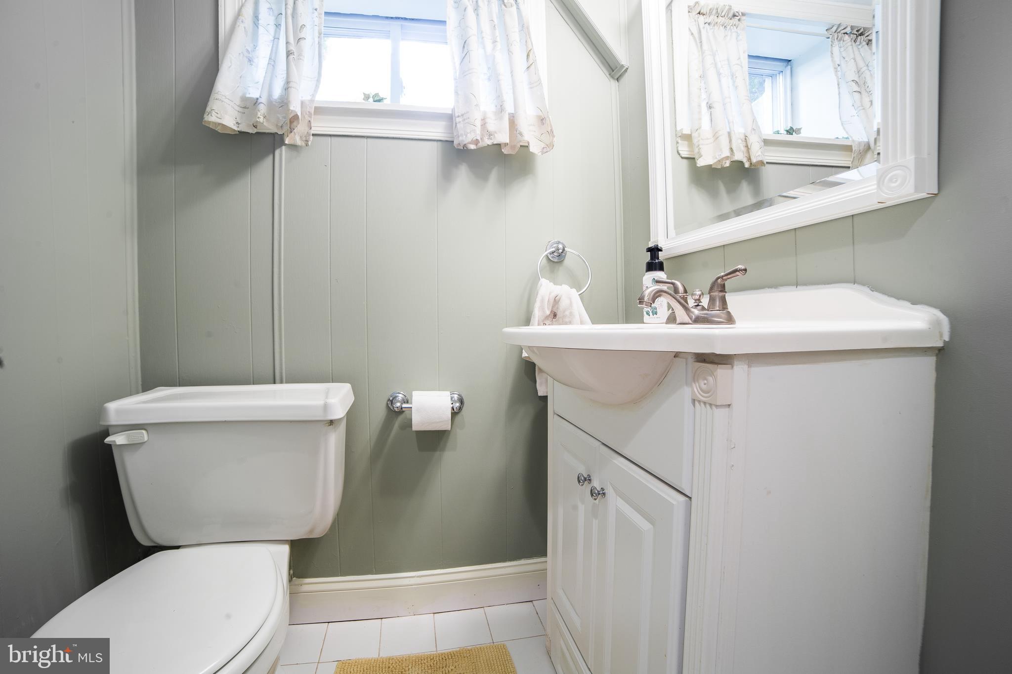 653 Andrew Road Springfield, PA 19064 - Photo 46 of 54 Basement Powder Room