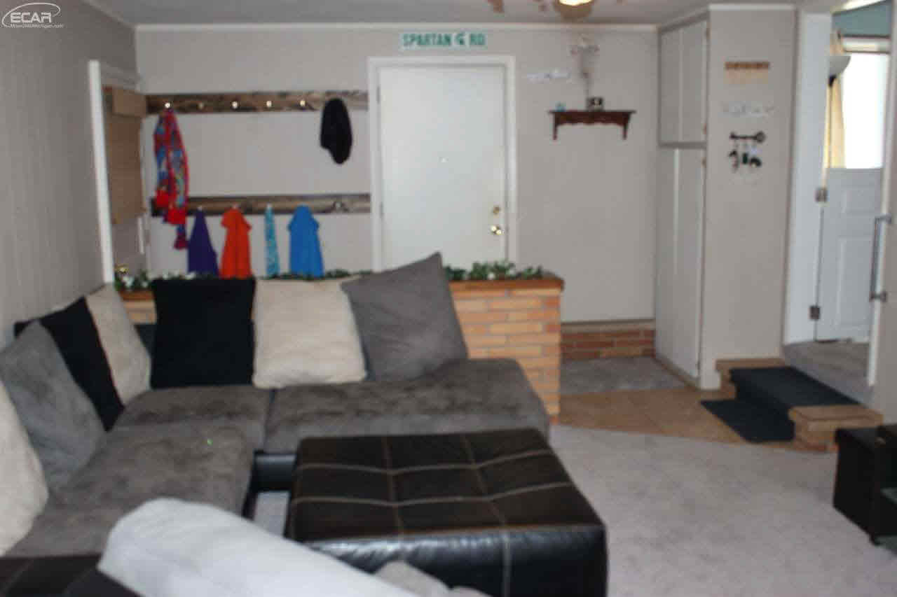 219 Field Road Clio, MI 48420 - Photo 5 of 22 21273396-4.JPG