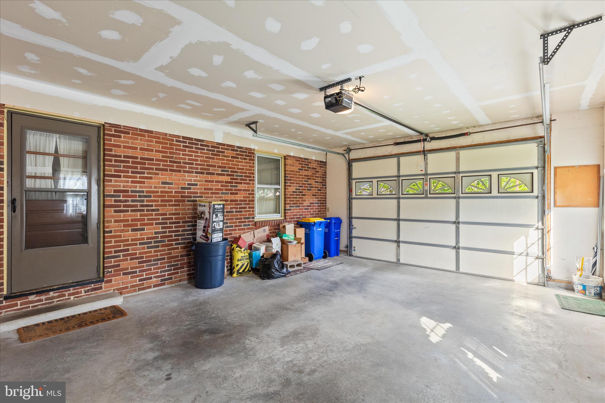 2312 Church Road York, PA 17408 - Photo 27 of 38