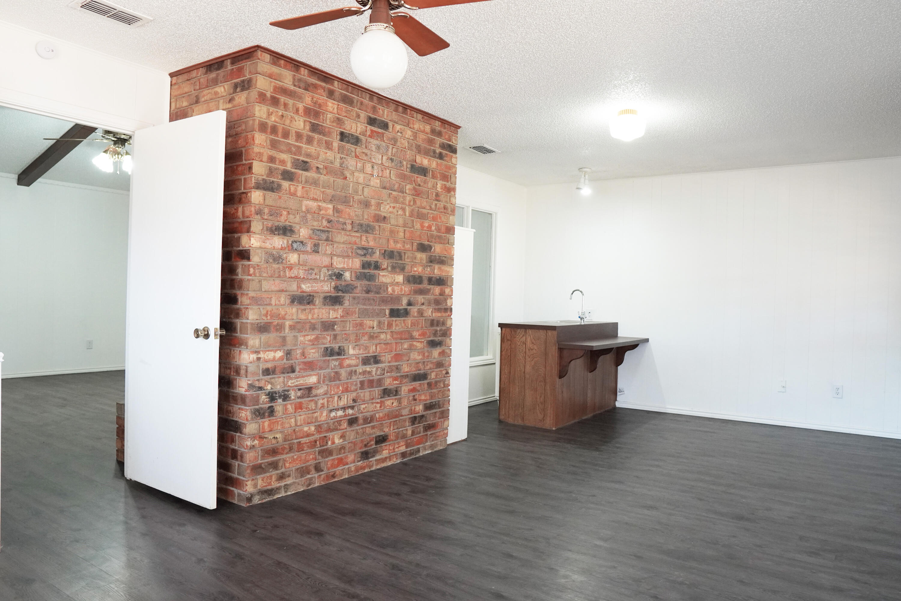 5520 80th Street Lubbock, TX 79424 - Photo 22 of 29 DSC02978