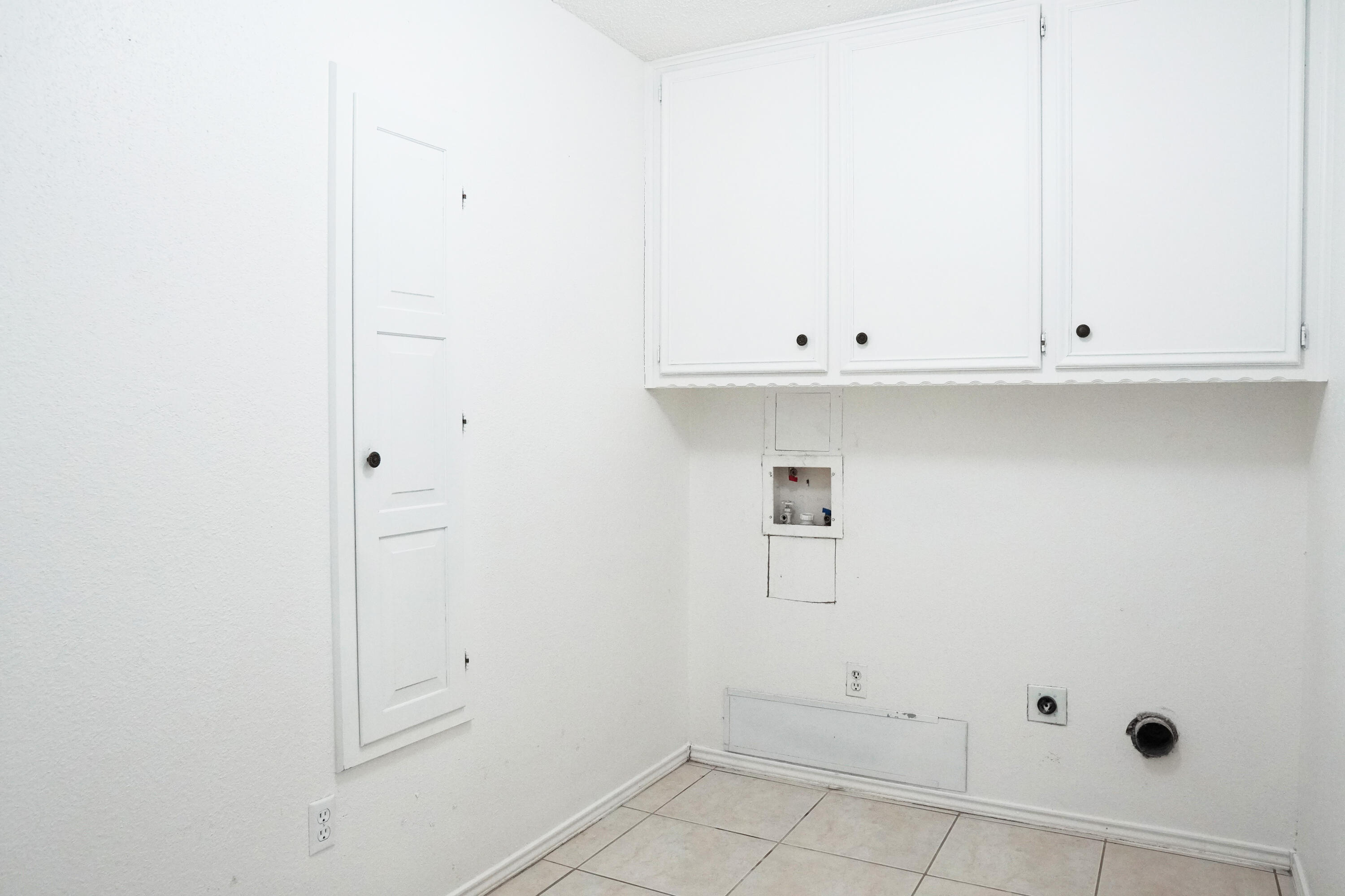 5520 80th Street Lubbock, TX 79424 - Photo 25 of 29 a view of an empty room