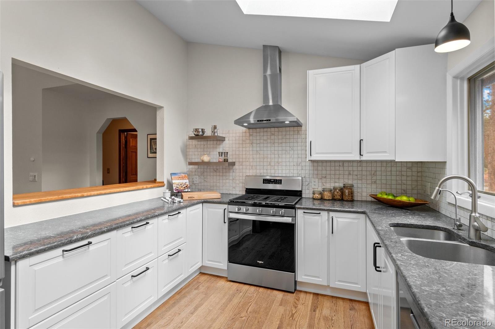 29971 Dorothy Road Evergreen, CO 80439 - Photo 14 of 45 Gallery Image 14
