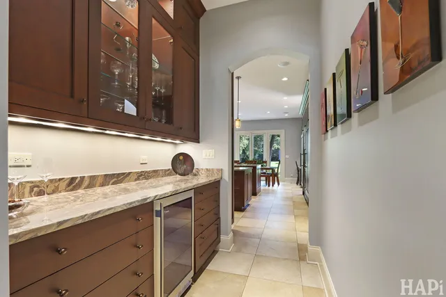 $3,275,000 | 1425 Lee Road, Northbrook, IL 60062