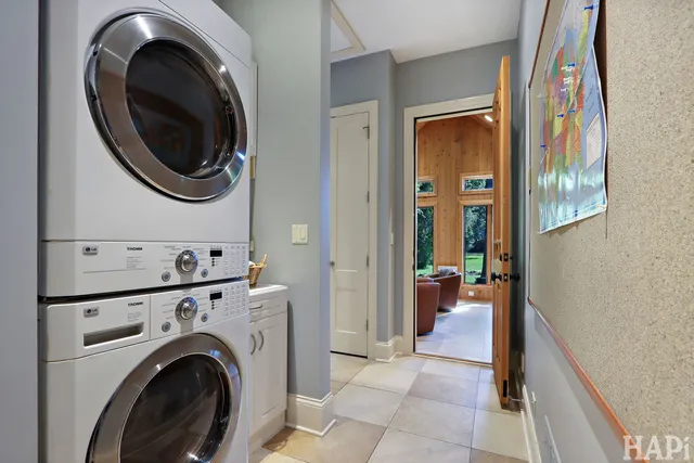 $3,275,000 | 1425 Lee Road, Northbrook, IL 60062