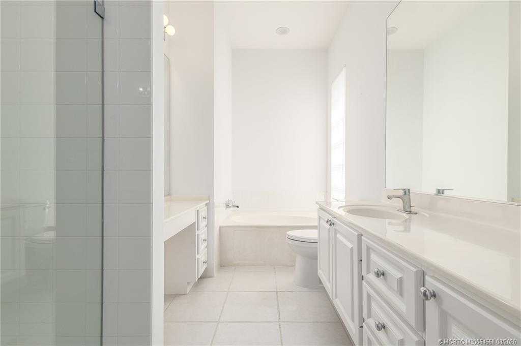 1554 Southwest Balmoral Trace Stuart, FL 34997 - Photo 18 of 43
