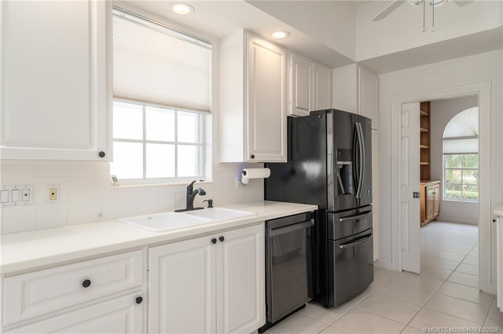 1554 Southwest Balmoral Trace Stuart, FL 34997 - Photo 10 of 43