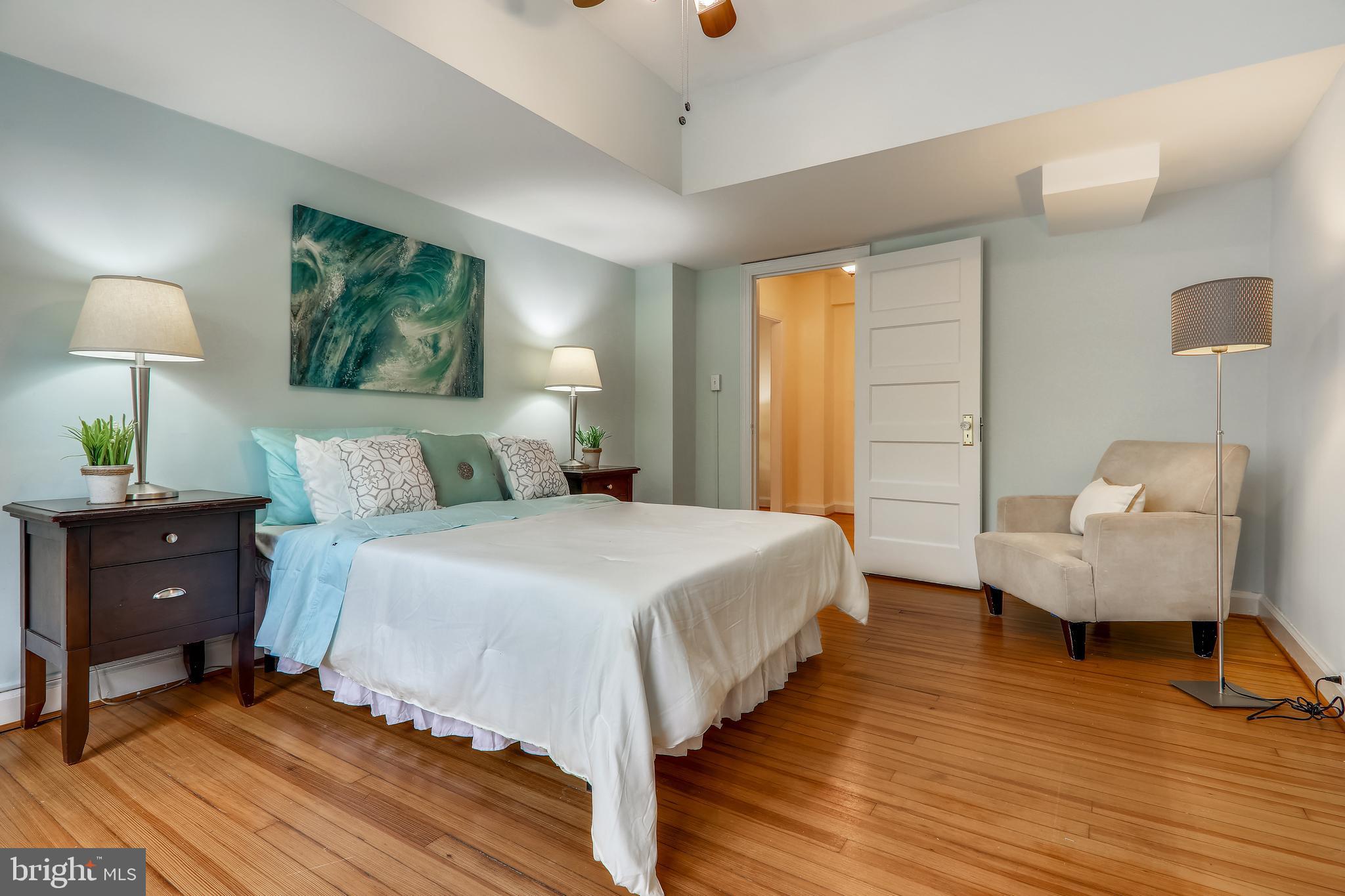 2737 Devonshire Place Northwest, Unit D Washington, DC 20008 - Photo 20 of 72