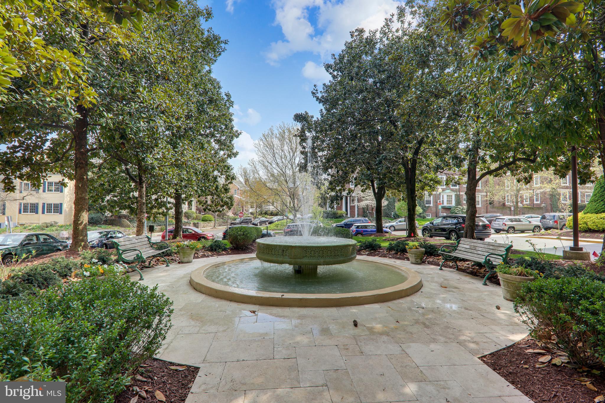 2737 Devonshire Place Northwest, Unit D Washington, DC 20008 - Photo 4 of 72