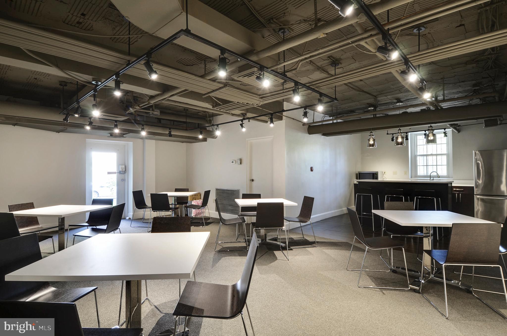 2737 Devonshire Place Northwest, Unit D Washington, DC 20008 - Photo 42 of 72