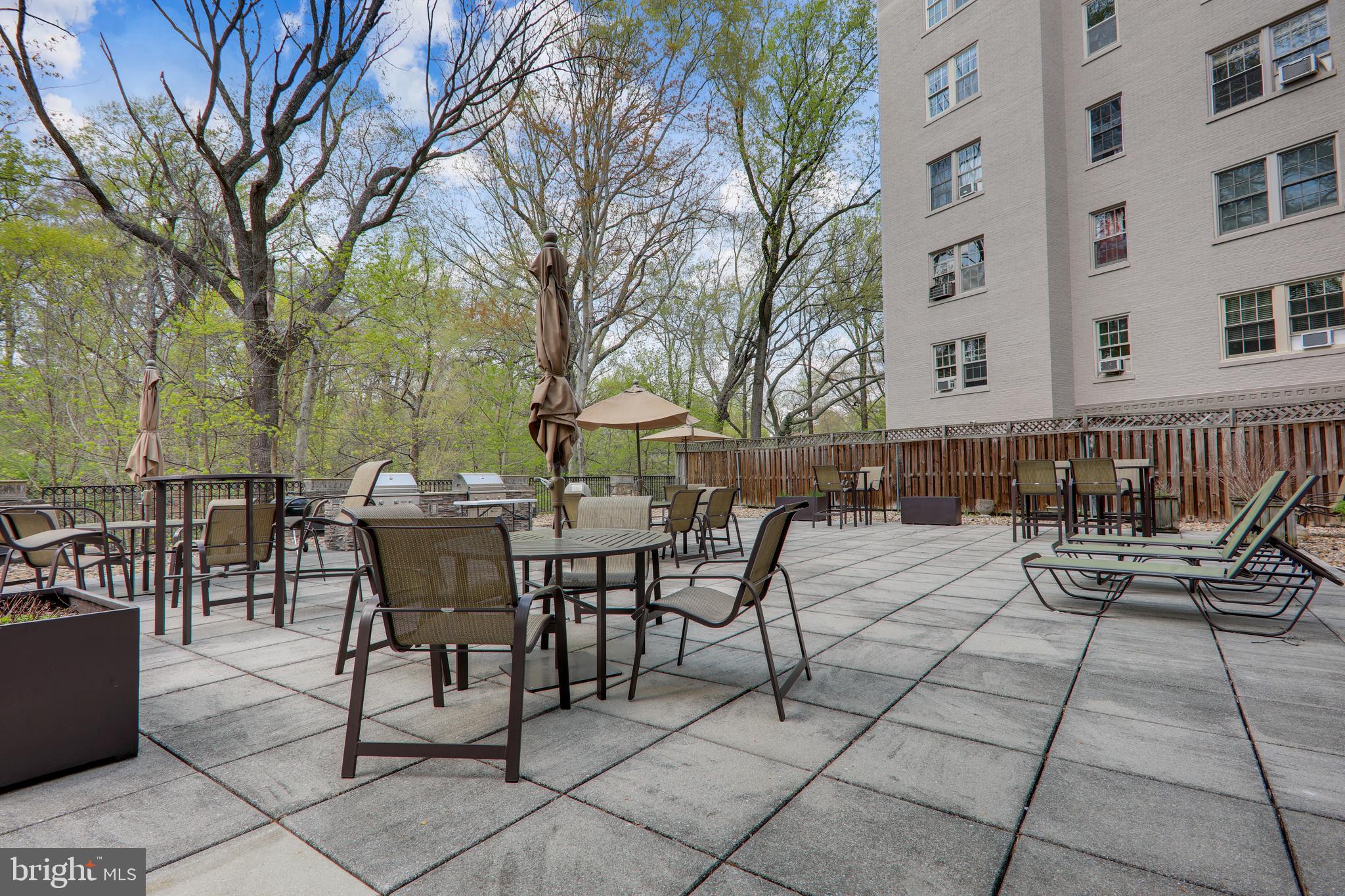 2737 Devonshire Place Northwest, Unit D Washington, DC 20008 - Photo 46 of 72