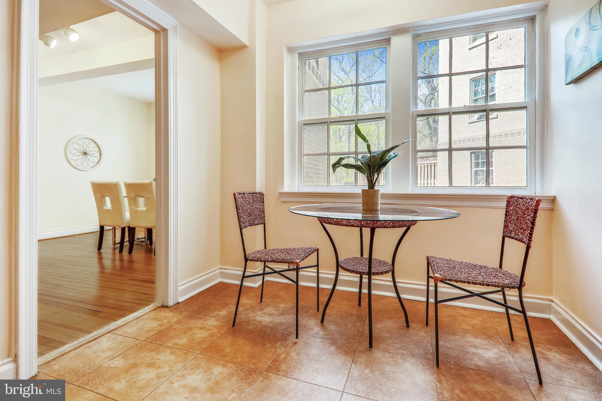 2737 Devonshire Place Northwest, Unit D Washington, DC 20008 - Photo 8 of 72