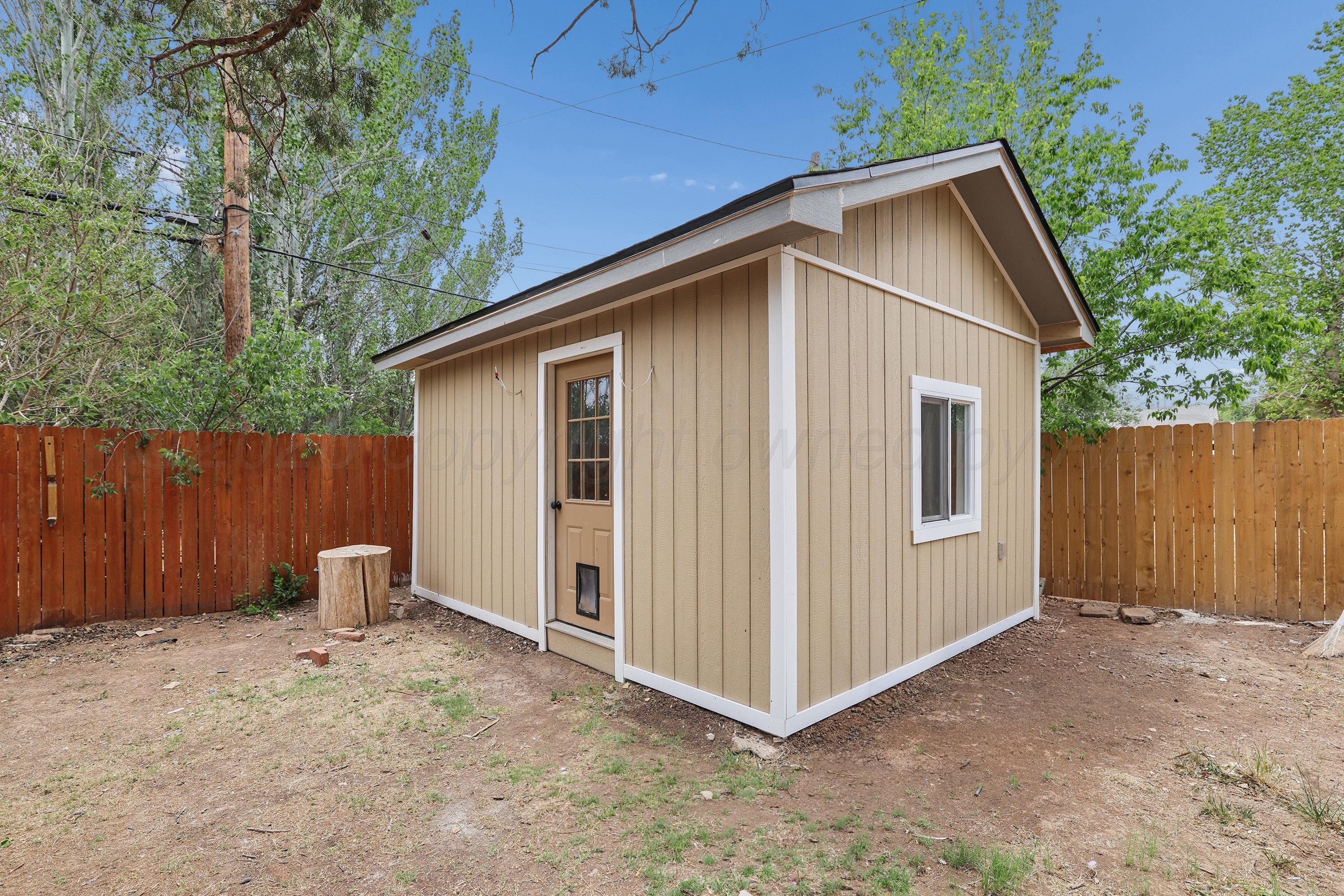 4249 Southwest 12th Avenue Amarillo, TX 79106 - Photo 21 of 25 22-Efficiency Apartment Exterior