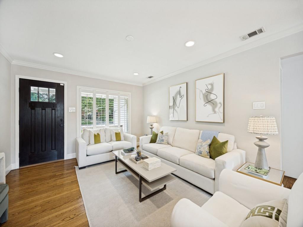6127 Ravendale Lane Dallas, TX 75214 - Photo 4 of 26