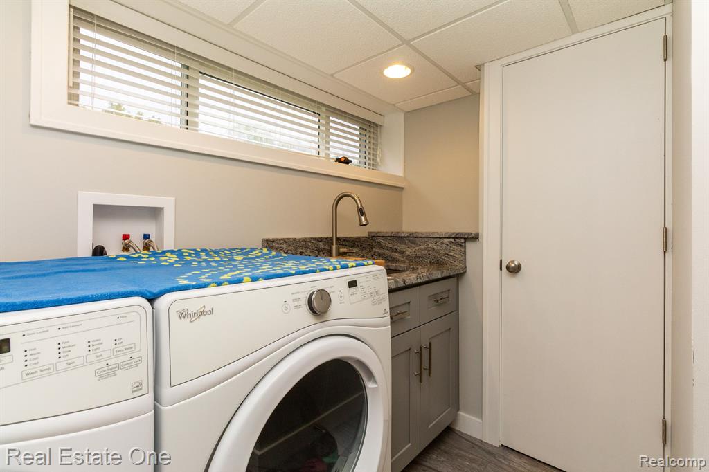 2331 Rusk Road Rochester Hills, MI 48306 - Photo 34 of 46