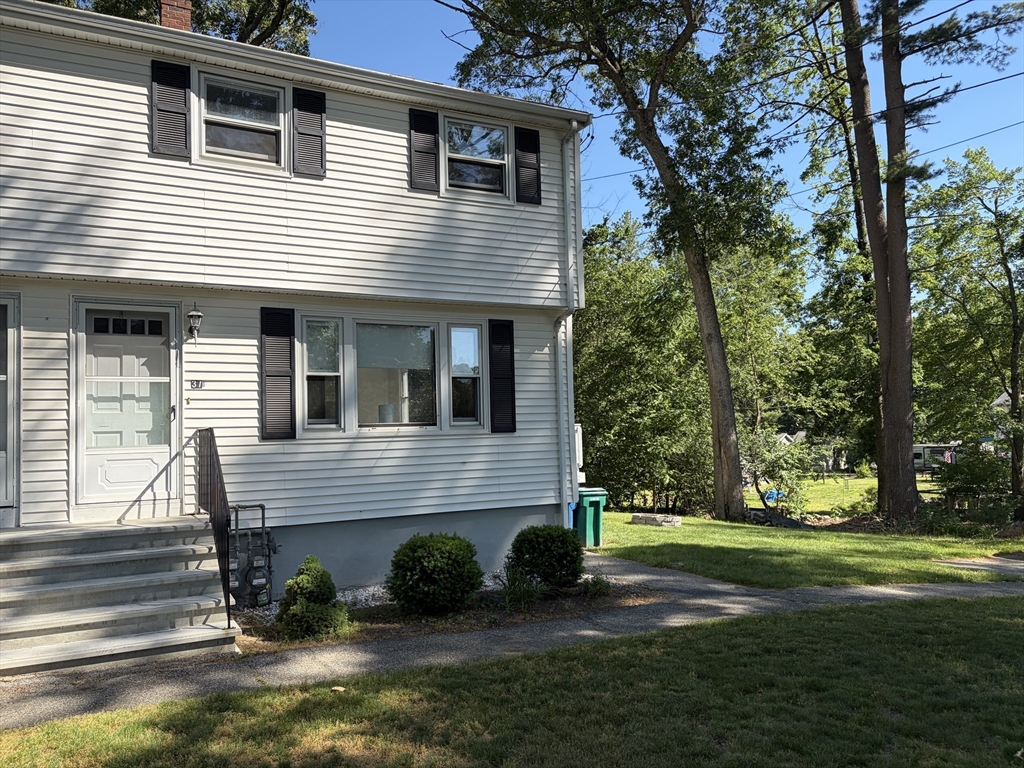 37 R Sheldon Street, Unit 37R Billerica, MA 01862 - Photo 1 of 42