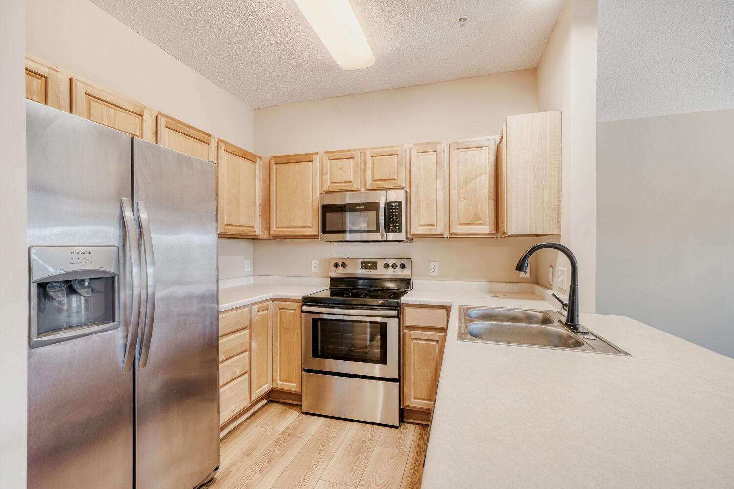 6554 Merrimac Lane North Maple Grove, MN 55311 - Photo 2 of 17