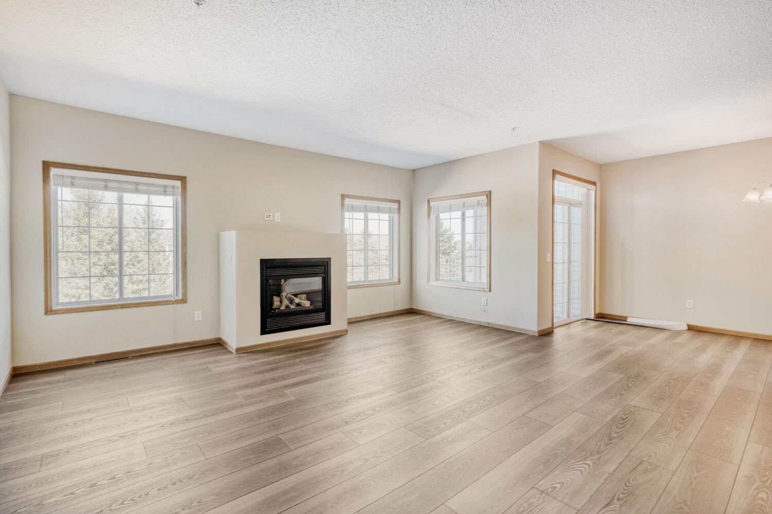 6554 Merrimac Lane North Maple Grove, MN 55311 - Photo 4 of 17