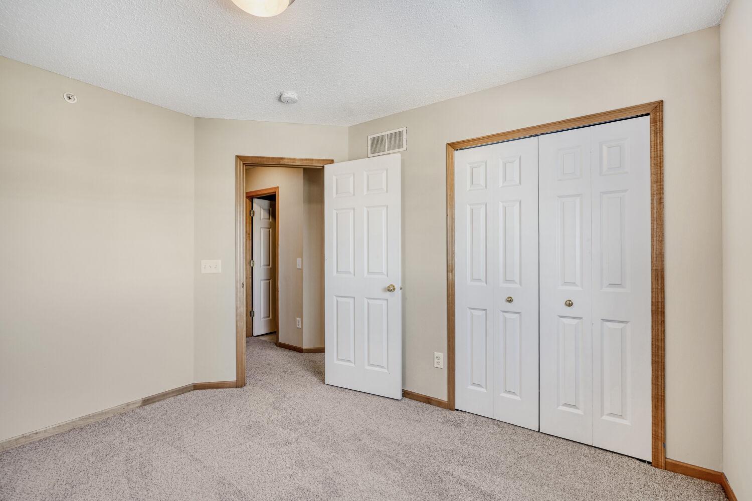 6554 Merrimac Lane North Maple Grove, MN 55311 - Photo 10 of 17