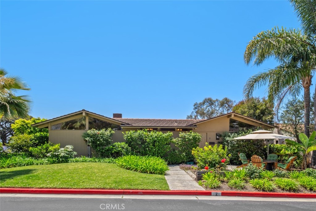 2 North Alta Mira Road Laguna Beach, CA 92651 - Photo 3 of 54