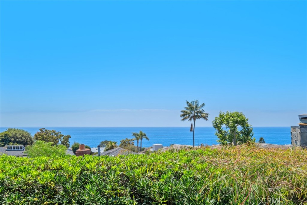 2 North Alta Mira Road Laguna Beach, CA 92651 - Photo 32 of 54