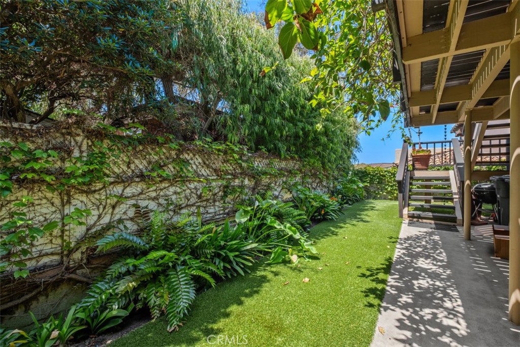2 North Alta Mira Road Laguna Beach, CA 92651 - Photo 34 of 54