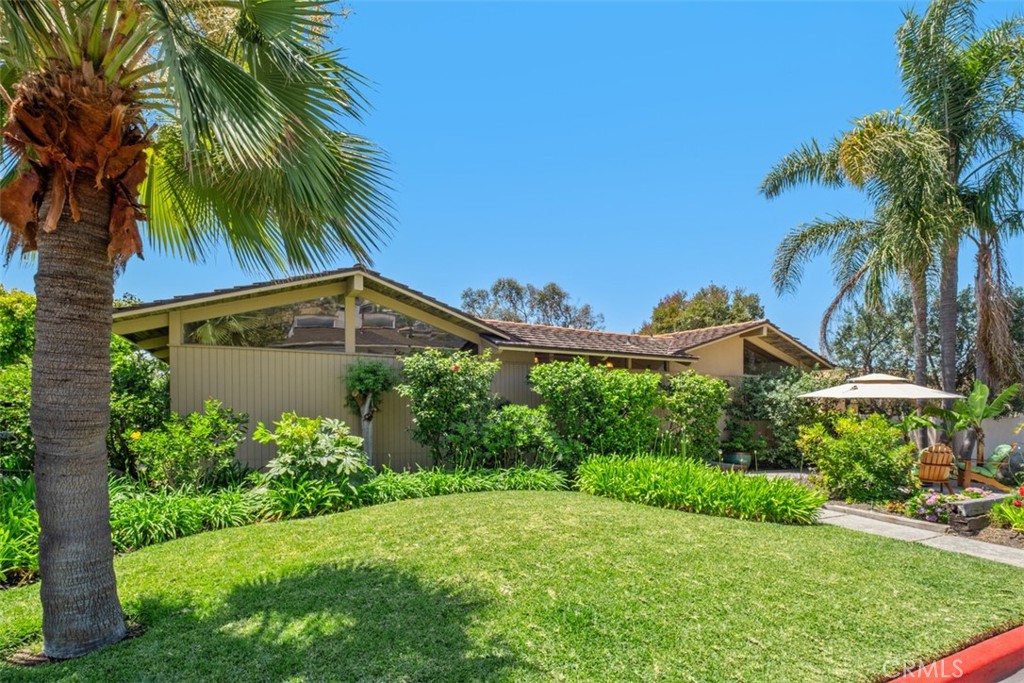2 North Alta Mira Road Laguna Beach, CA 92651 - Photo 4 of 54