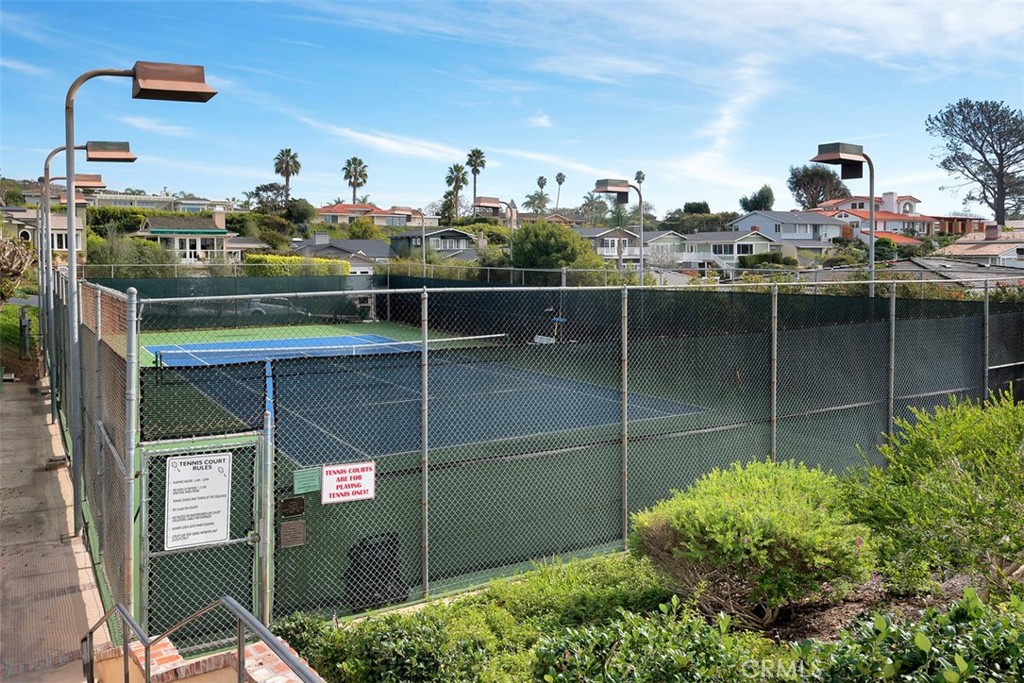 2 North Alta Mira Road Laguna Beach, CA 92651 - Photo 45 of 54