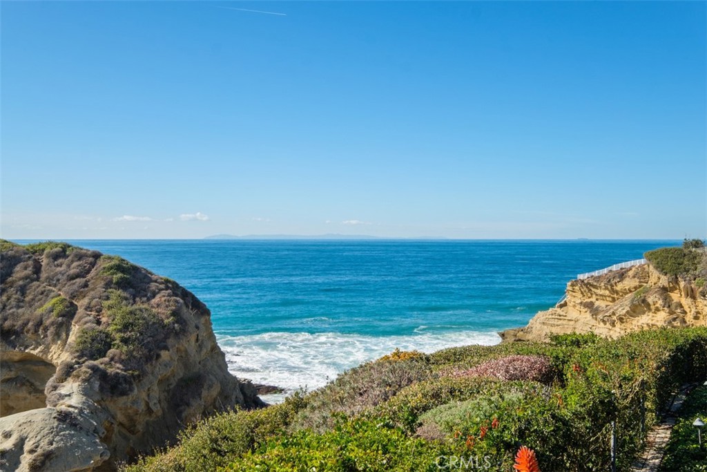 2 North Alta Mira Road Laguna Beach, CA 92651 - Photo 49 of 54