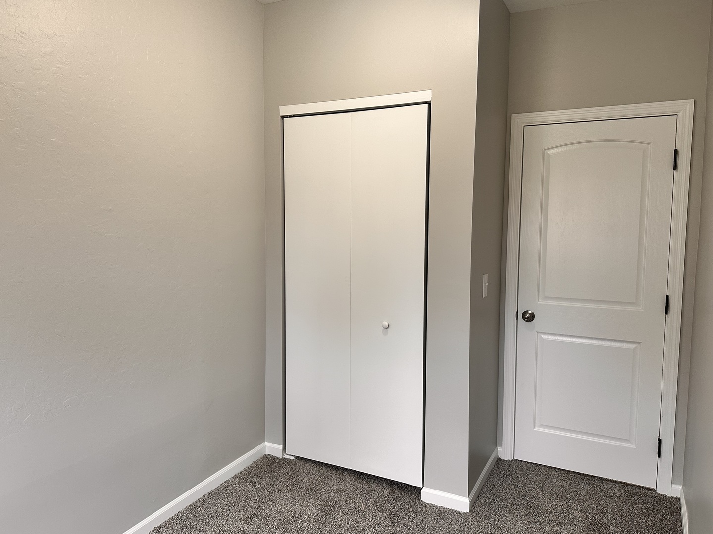 920 Hall Street Streator, IL 61364 - Photo 13 of 19 a view of an empty room