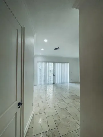 $4,750 | 12 Southeast 1st Avenue, Unit 202, Delray Beach, FL 33444